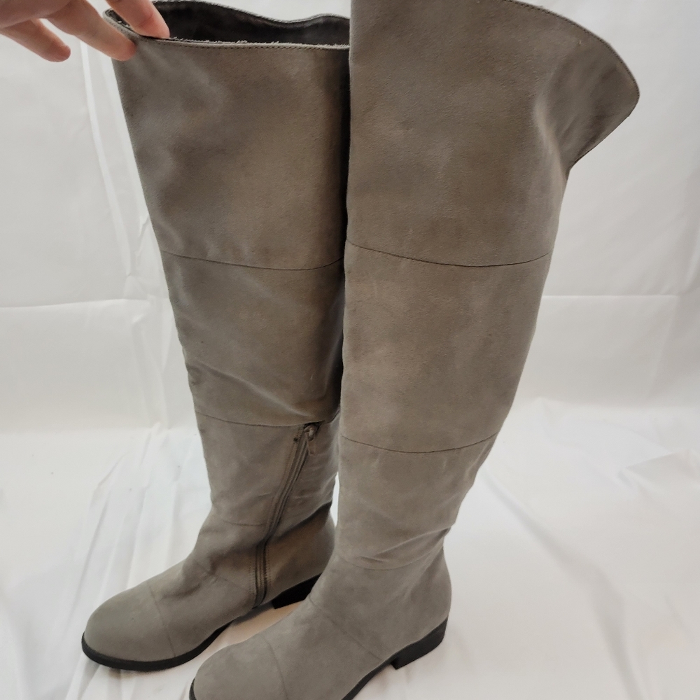 AE Gray Over The Knee Faux Suede Boots Size 8 Wide